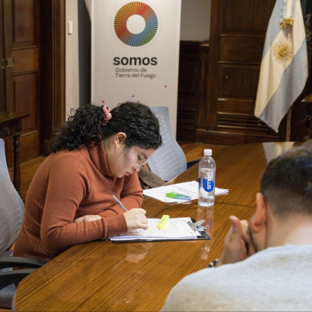 Salud realizó exámenes a profesionales para el ingreso a residencias en Tierra del Fuego