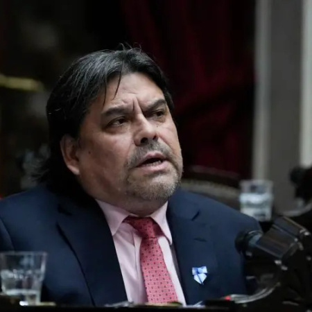 Araujo pide informes sobre todas las áreas petroleras transferidas por YPF a Tierra del Fuego