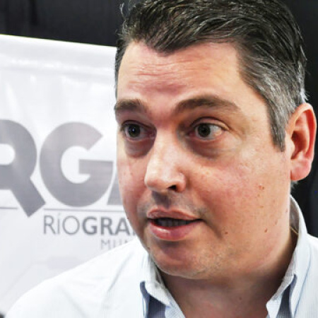 Martín Perez pidió utilizar la FAMP para sostener el empleo y fortalecer la industria fueguina
