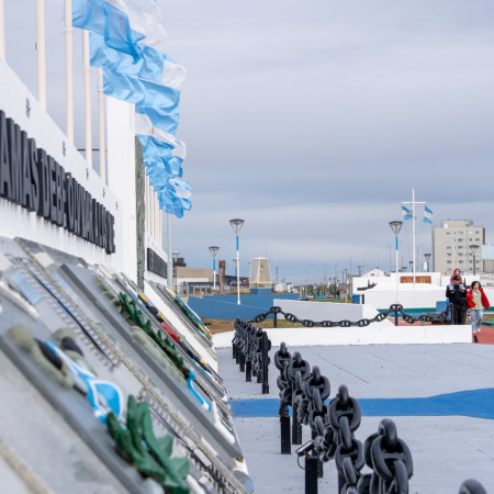 Tierra del Fuego repudia el transito no informado de un buque de guerra británico por espacios marítimos bajo jurisdicción argentina