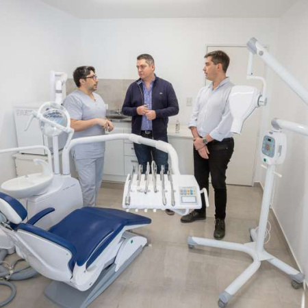 Río Grande incorporó un nuevo sillón odontológico y amplía la atención en el Centro Municipal de Salud N.º 1