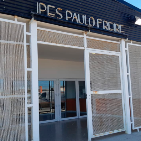 El ministerio de educación informa sobre nuevo lugar de atención, cronograma de actos públicos e inscripciones en Rio Grande