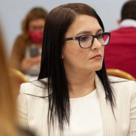 La Justicia ordenó que Mariana Hruby pague $9 millones por incumplir una orden judicial de OSEF