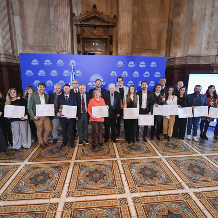 Por iniciativa de la senadora López, se entregaron los Premios Balseiro a la ciencia y tecnología