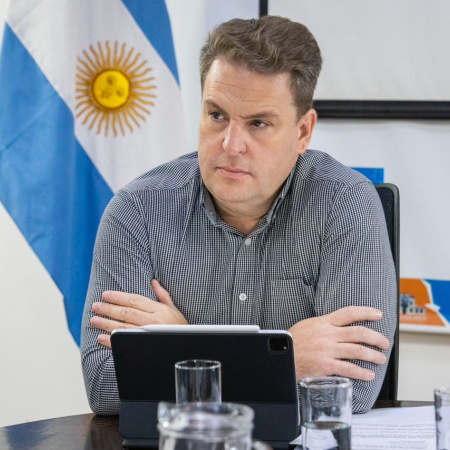 “LAS DEUDAS SE ESTÁN COMIENDO EL SALARIO”, ADVIRTIÓ VON DER THUSEN