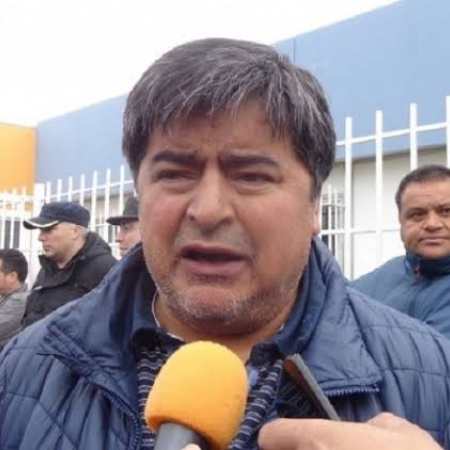 Carlos Córdoba pidió “dejar de mirarse el ombligo” y trabajar por la sociedad fueguina