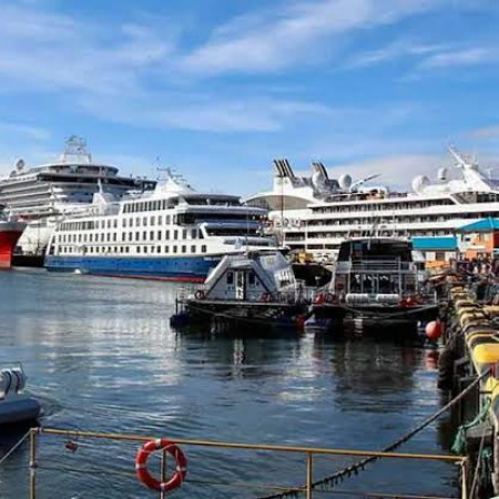 Puerto de Ushuaia: Castillo denunció que trajeron trabajadores de Buenos Aires