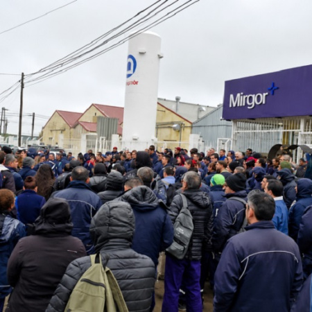 Mirgor dio marcha atrás con los despidos: los trabajadores seguirán suspendidos