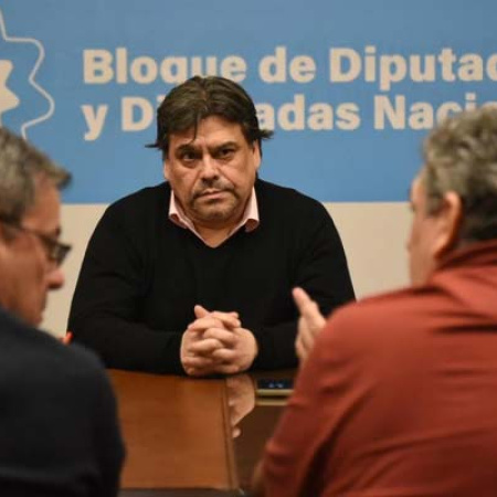 Araujo apuntó contra Melella y Milei: “El pueblo fueguino va a terminar sufriendo las consecuencias”