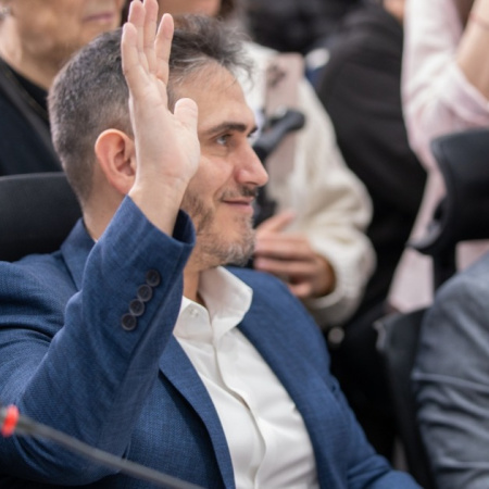 Ybars impulsa la declaración del patrimonio histórico para el puente mosconi y la institucionalización del bono para jubilados municipales